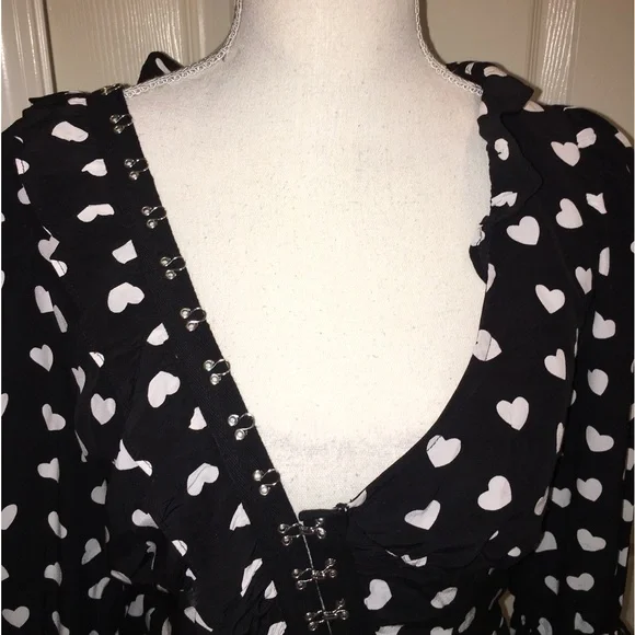 For Love & Lemons “Willow” Heart Print Peplum Top - Picture 2 of 12